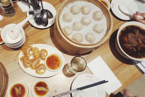 din tai fung - megamall reviews|Din Tai Fung Megamall: Xiao Long Bao Madness.